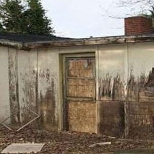 They List This House For $475000 Cash Only… Just Wait Till You See What’s Inside!