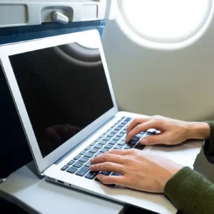 Karma at 30,000 Feet: When a Whiskey Spill Turned the Tables